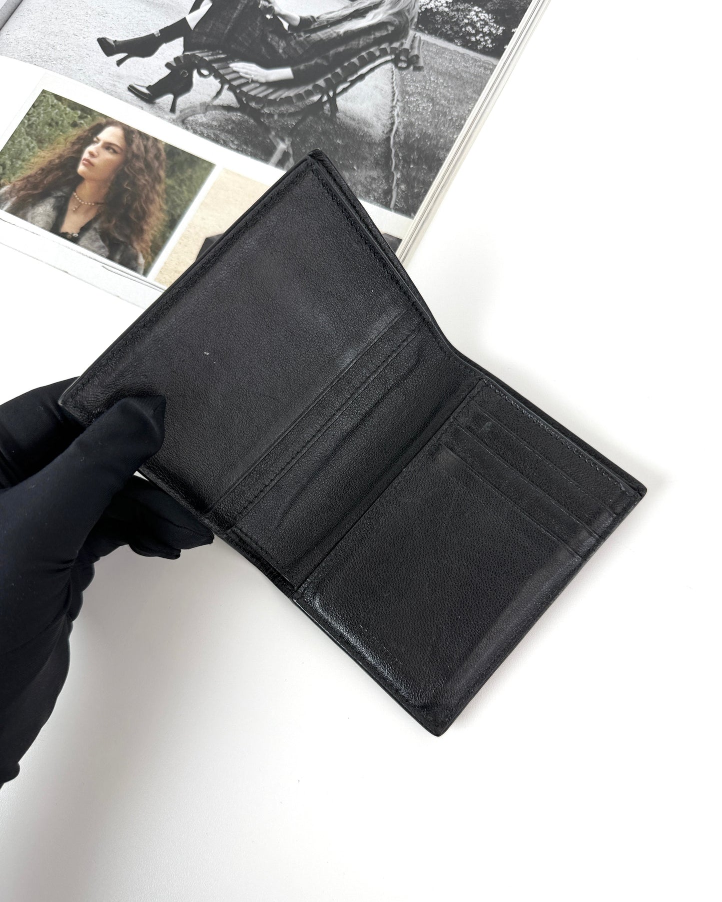 Card Vertical Bifolded Wallet
