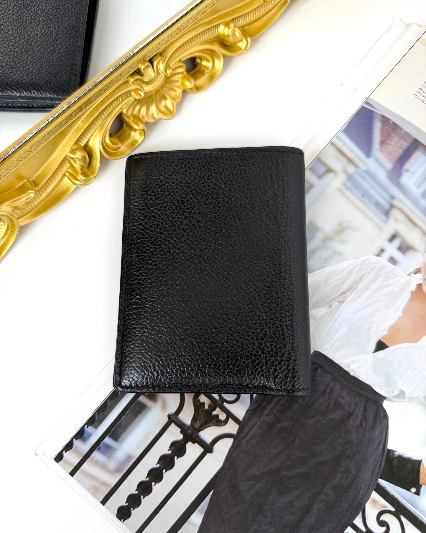 Card Vertical Bifolded Wallet