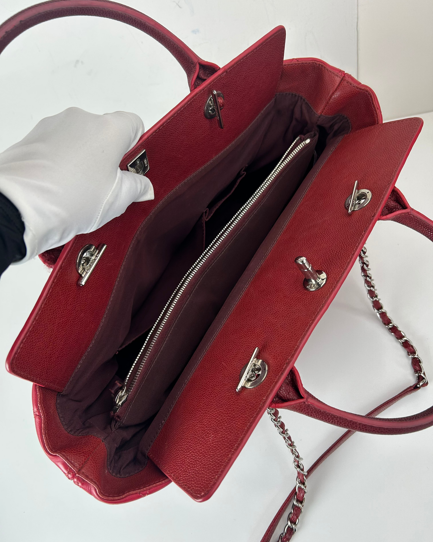 Matelasse Chain Tote