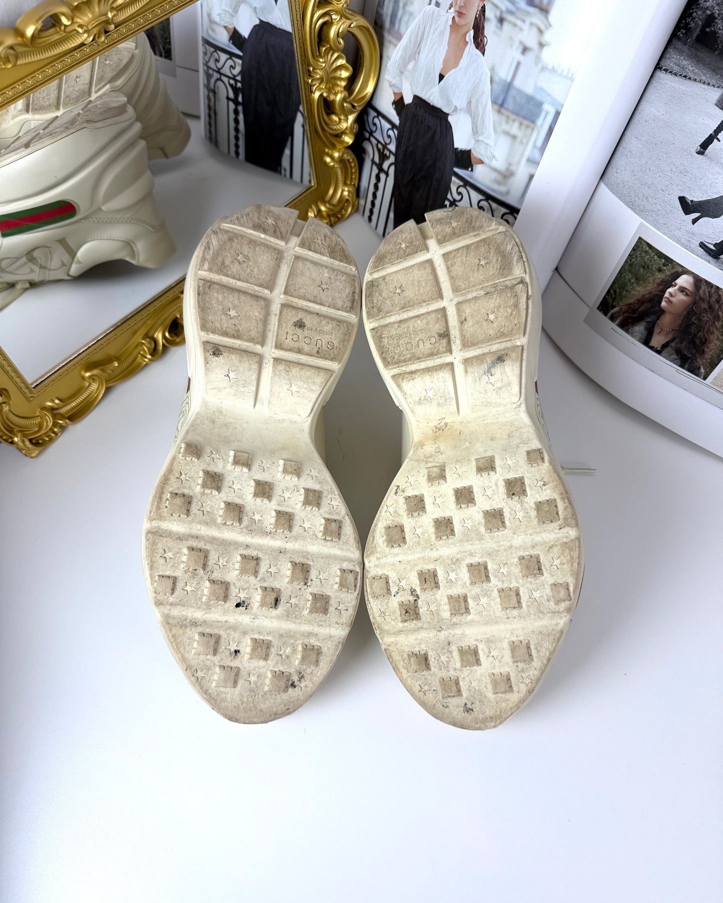 Rhyton Logo Leather Sneaker