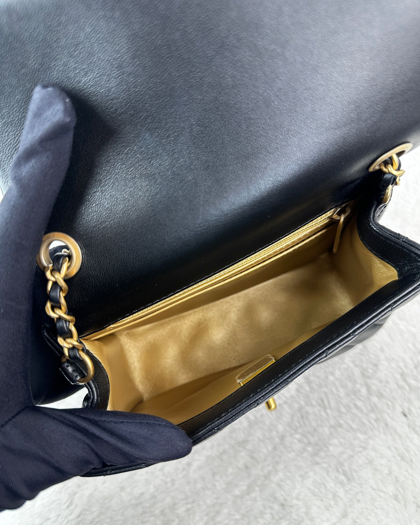 Mini Square Pearl Crush