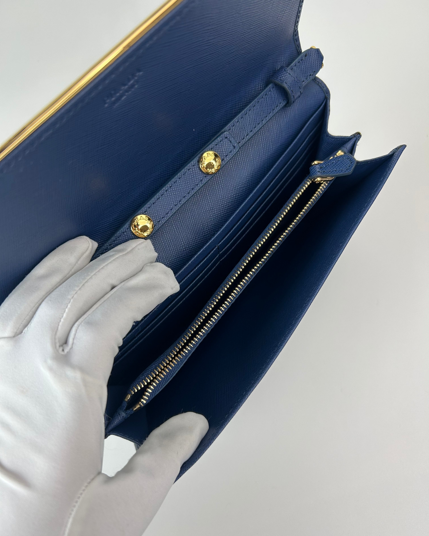 Metal Bar Flap Continental