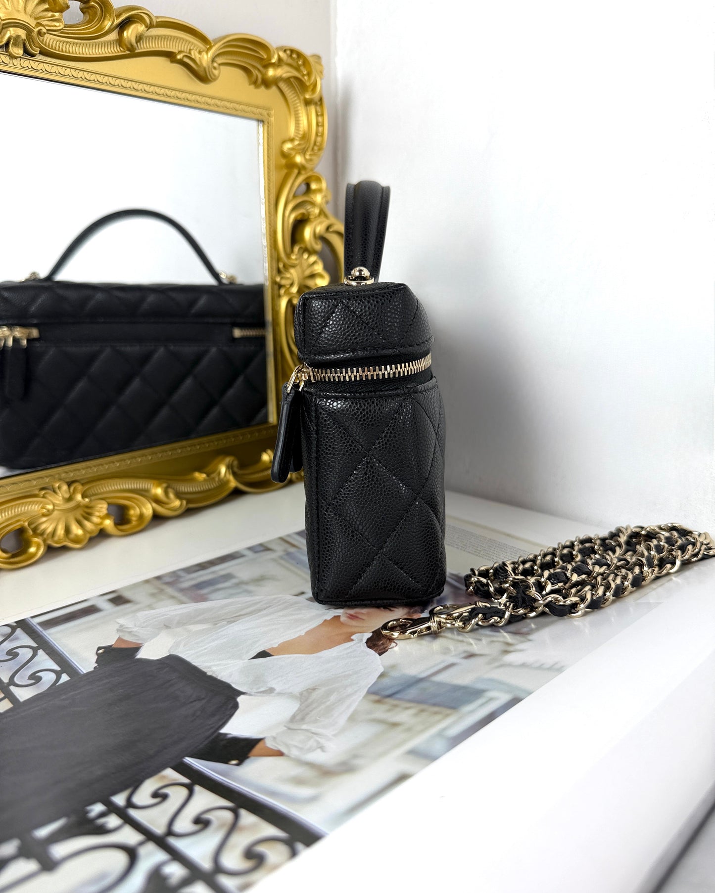 25C Vanity Case with Top Handle