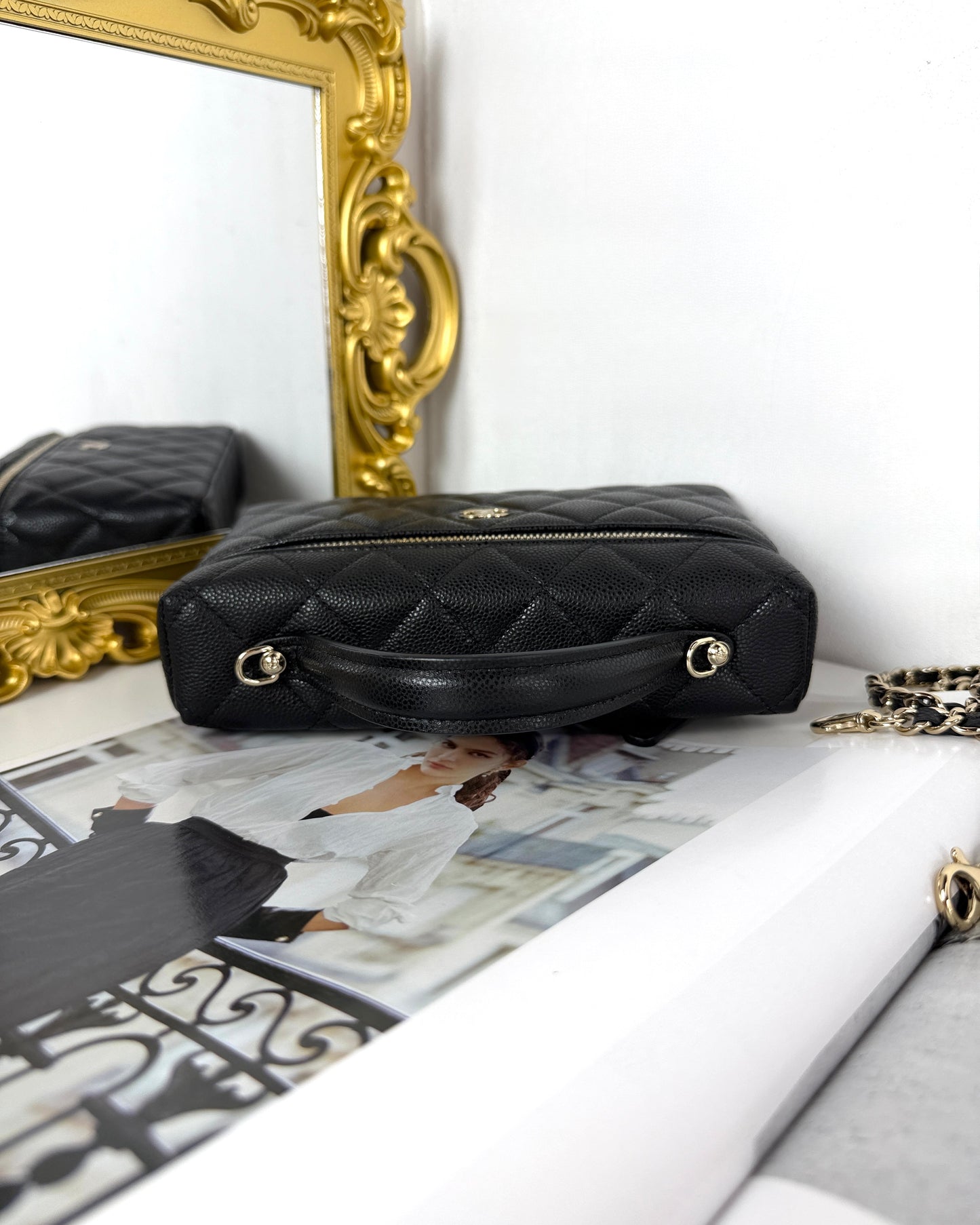25C Vanity Case with Top Handle