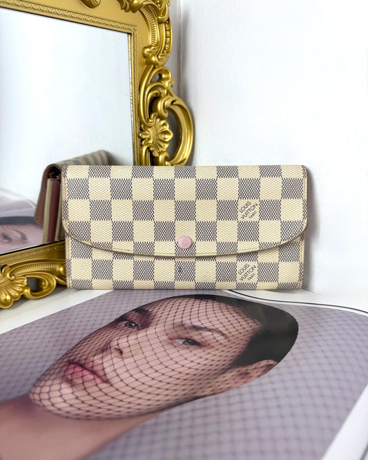Emilie Wallet