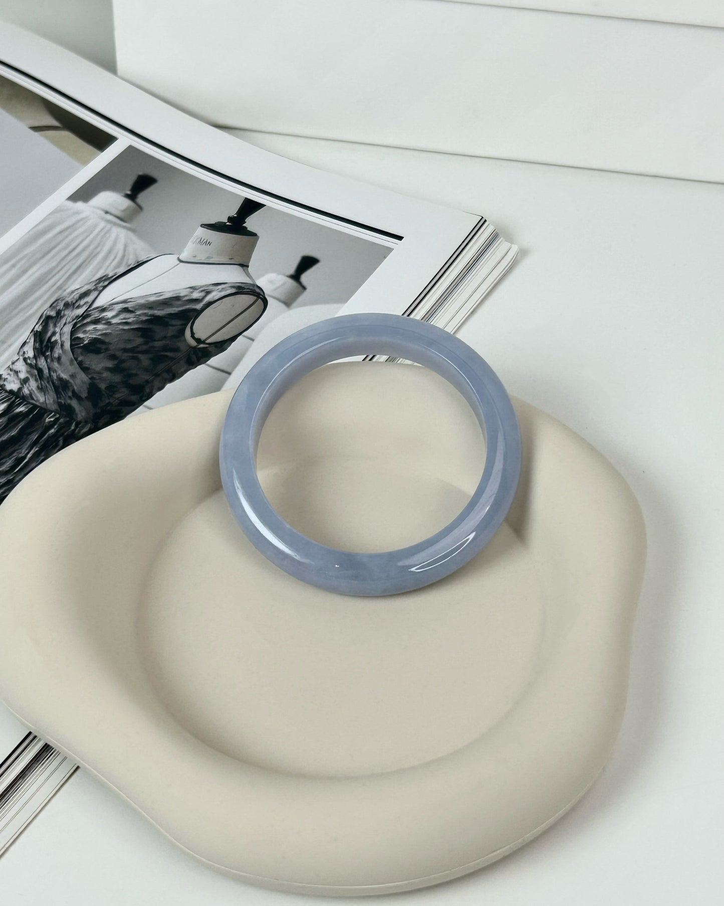 Lavender Jadeite Bangle