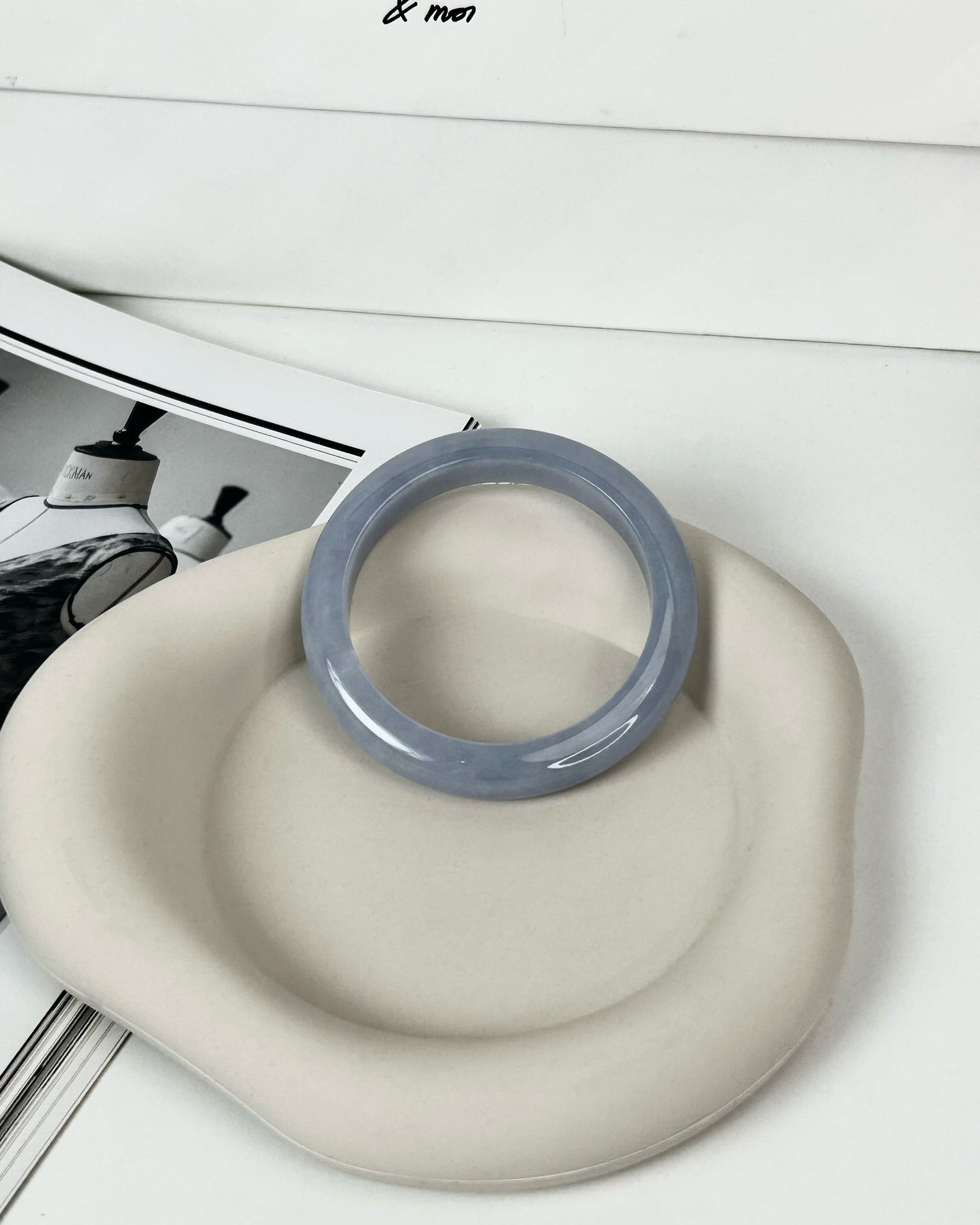 Lavender Jadeite Bangle