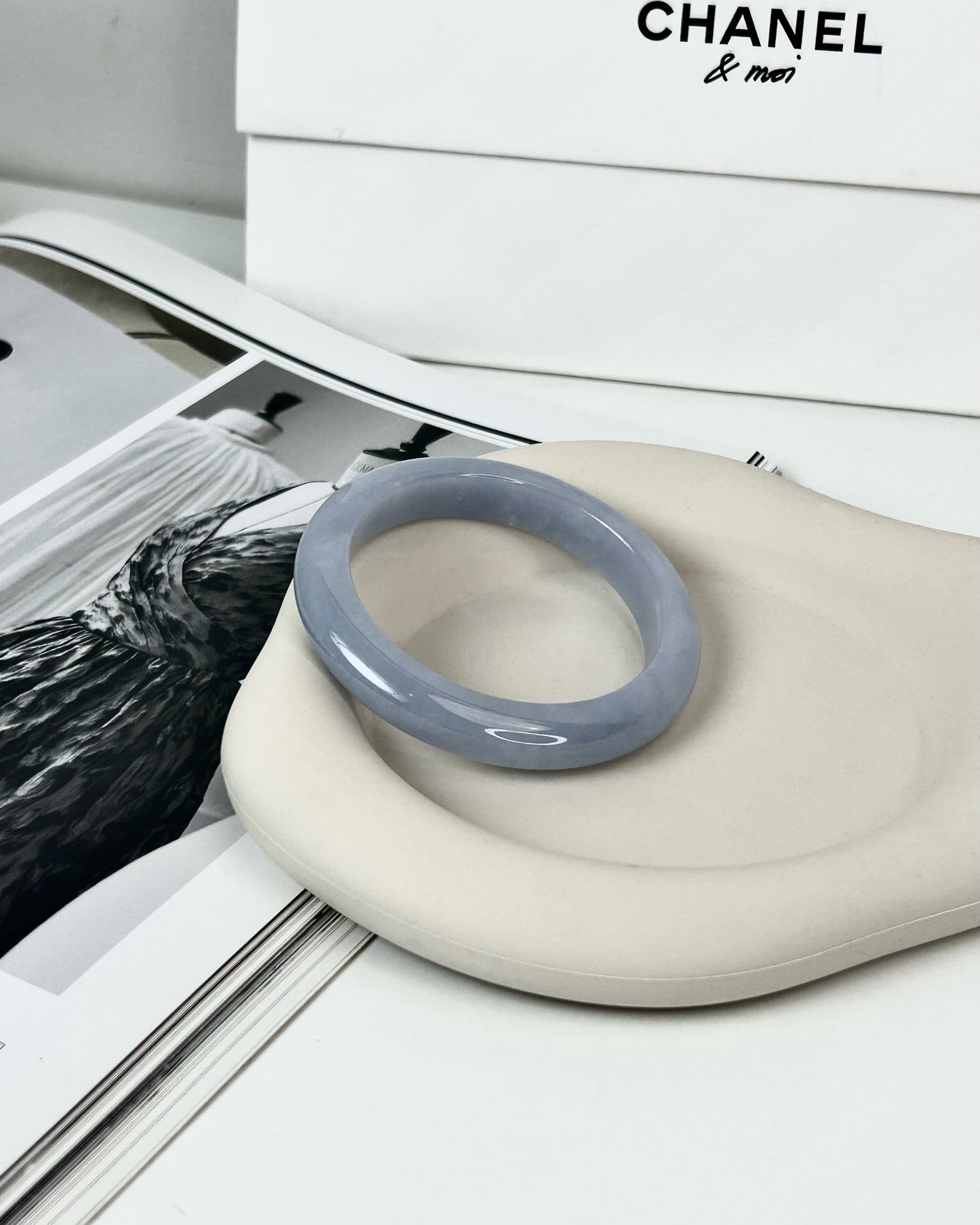 Lavender Jadeite Bangle