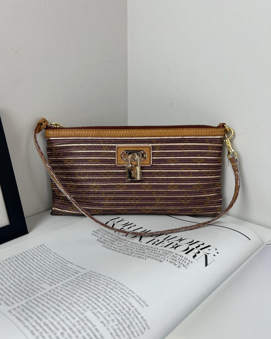 Eden Zoe Pochette