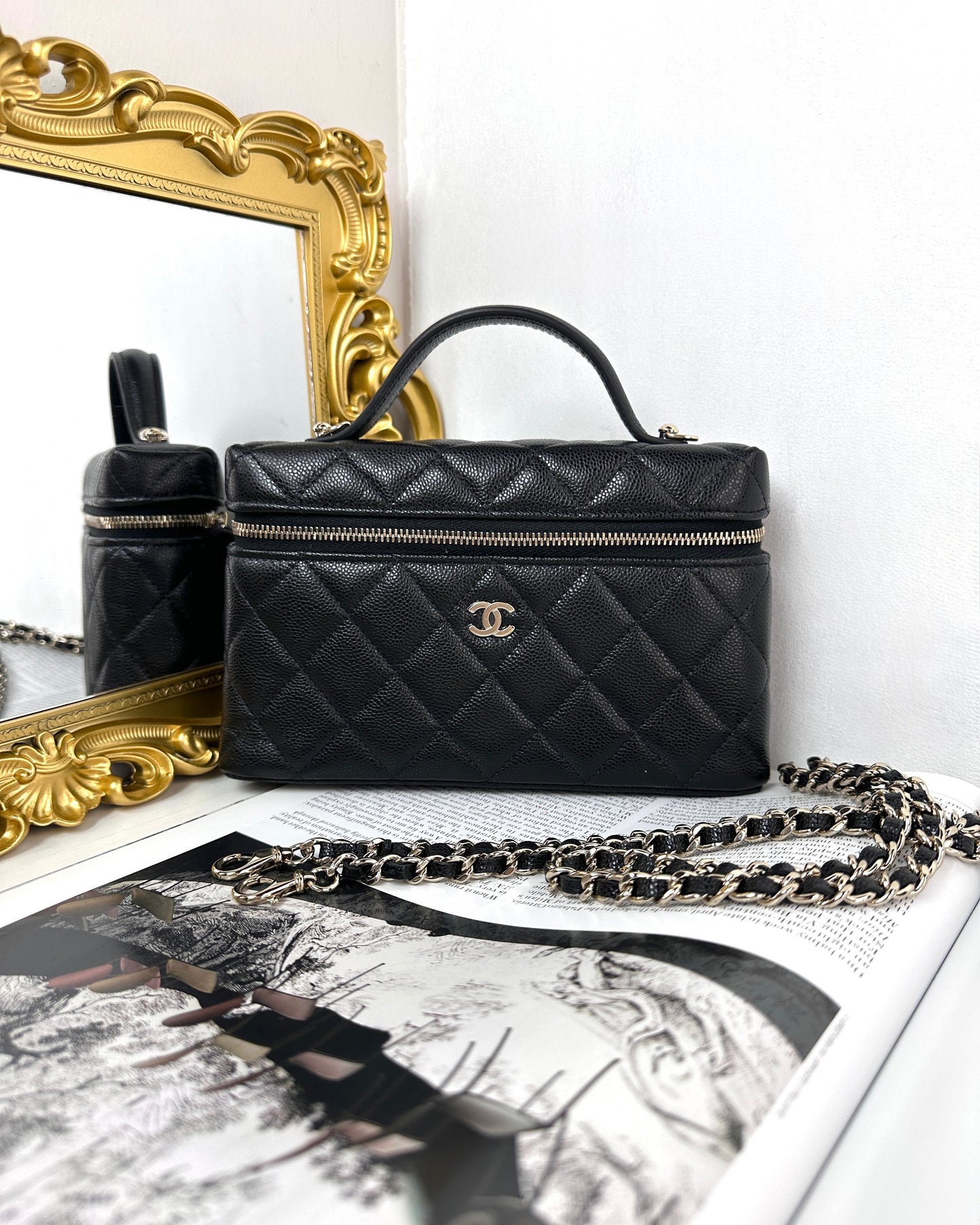 Vanity Case with Top Handle