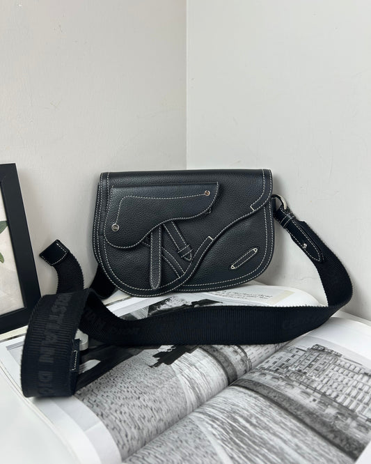 Saddle Messenger Bag