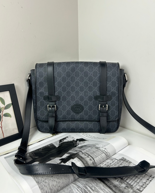 GG Supreme Messenger Bag