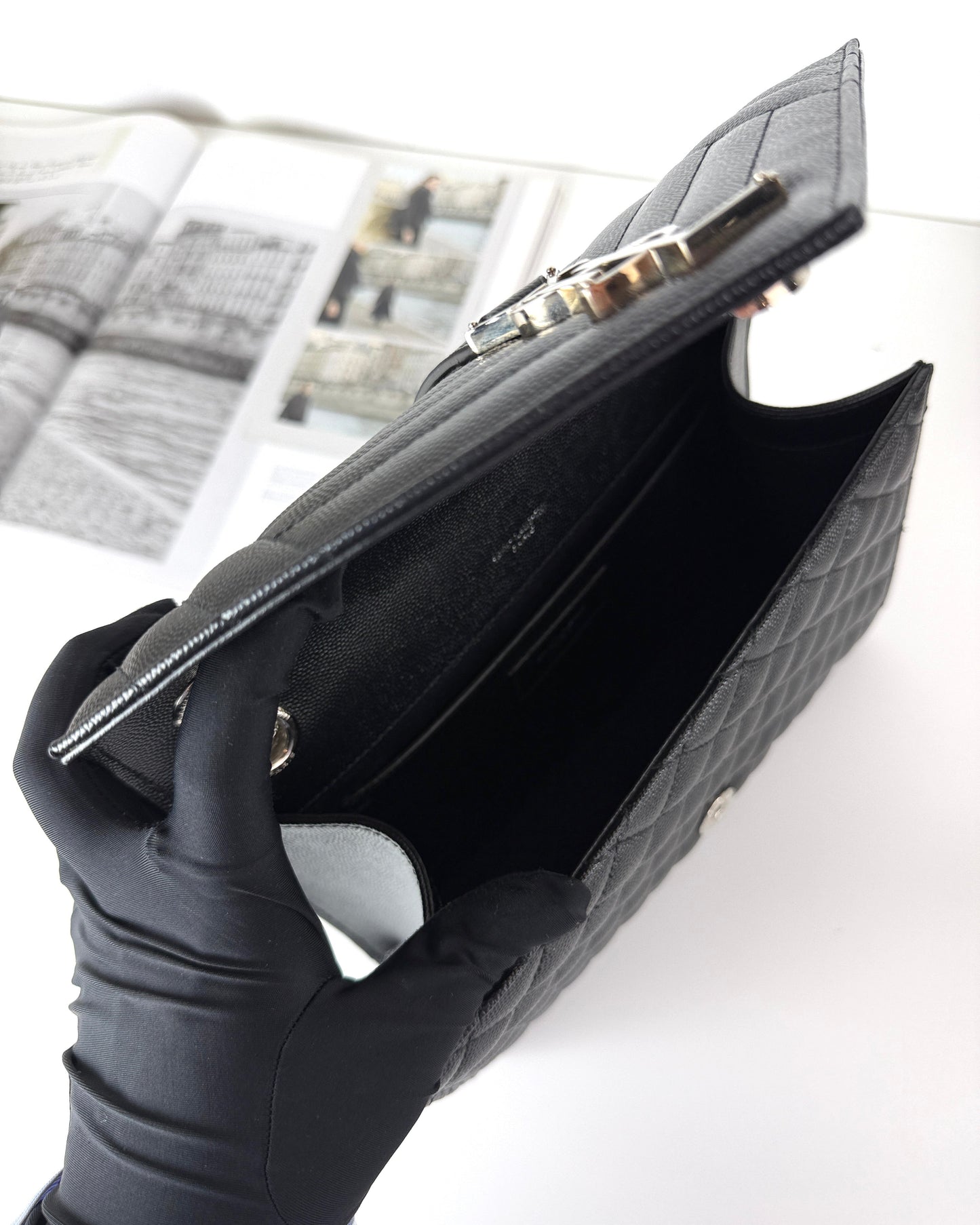 Envelope Medium Chain Bag