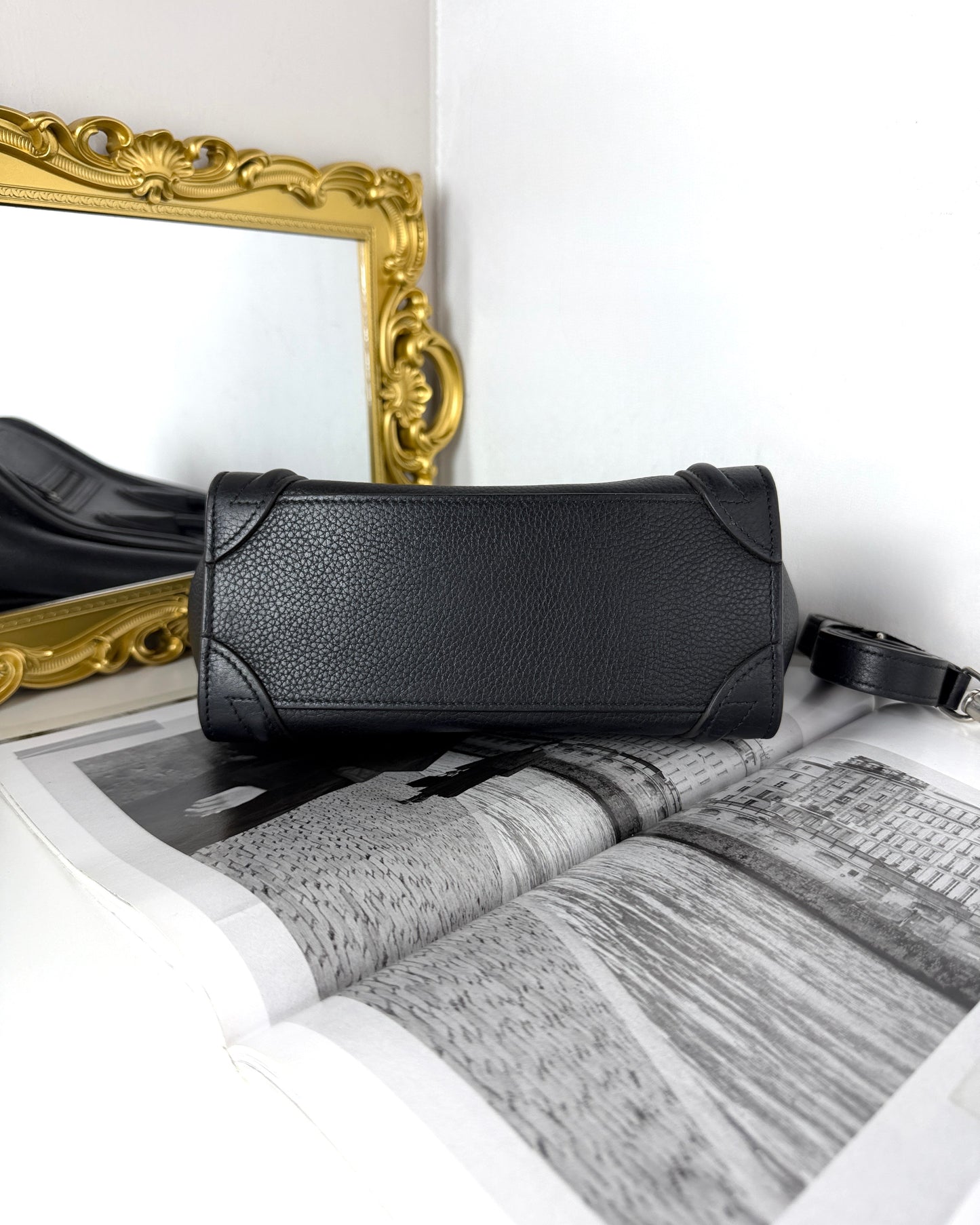Nano Luggage Bag