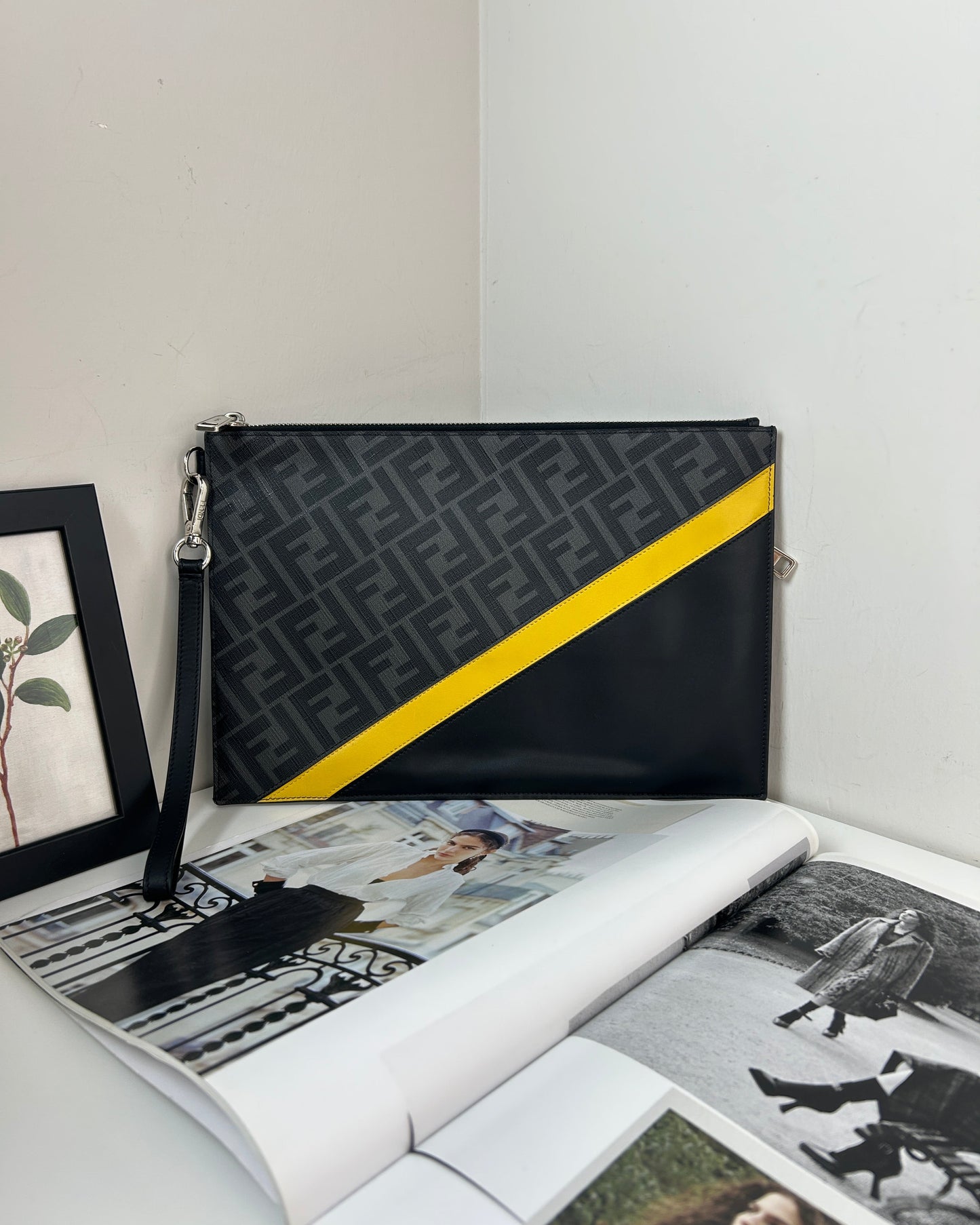 Diagonal Clutch
