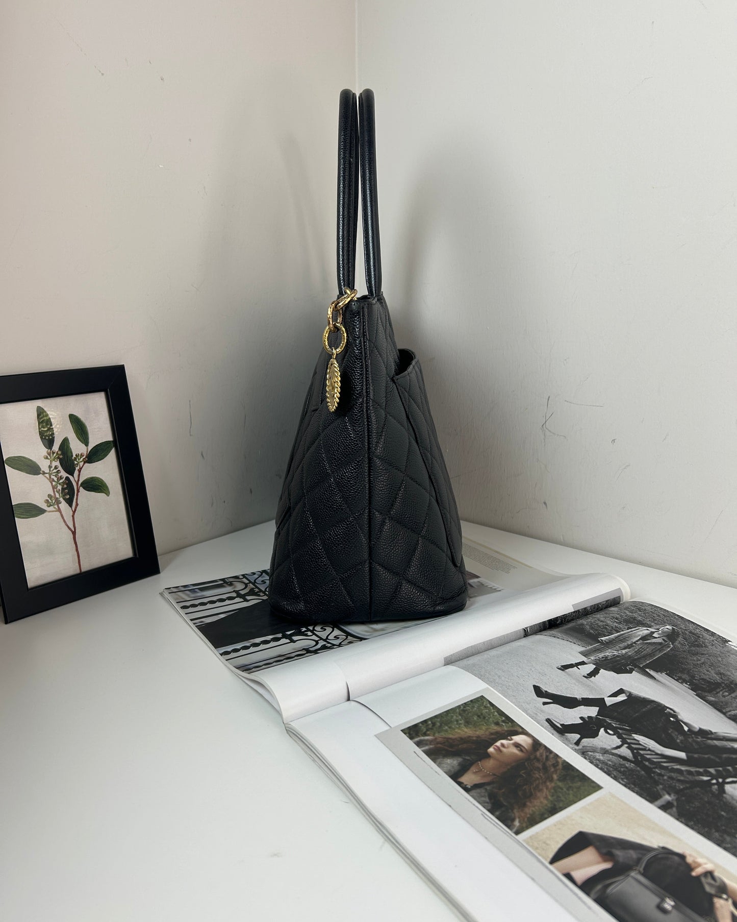 Medallion Tote
