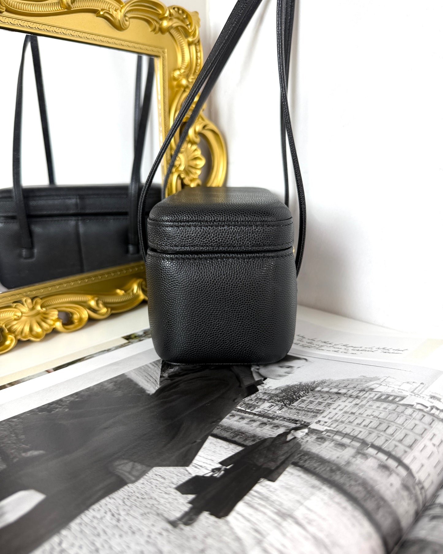 Preppy Coco Long Vanity Case