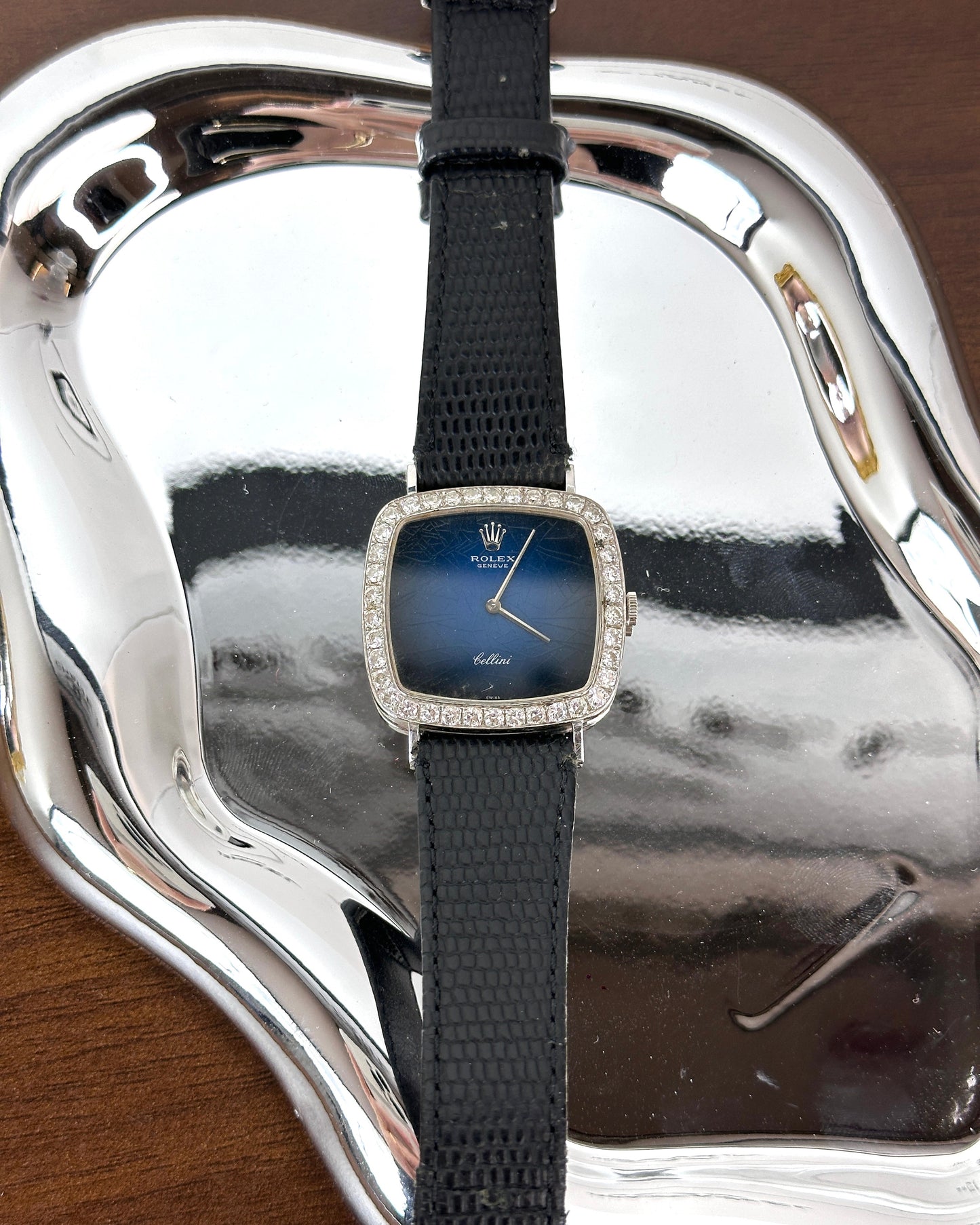 Cllini Blue Vintage Diamond Bezel