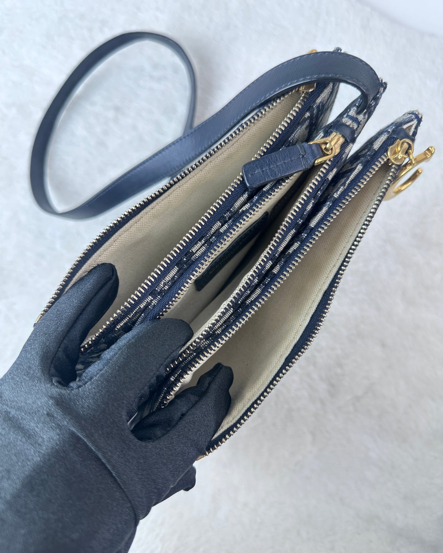 Saddle Shoulder Pouch