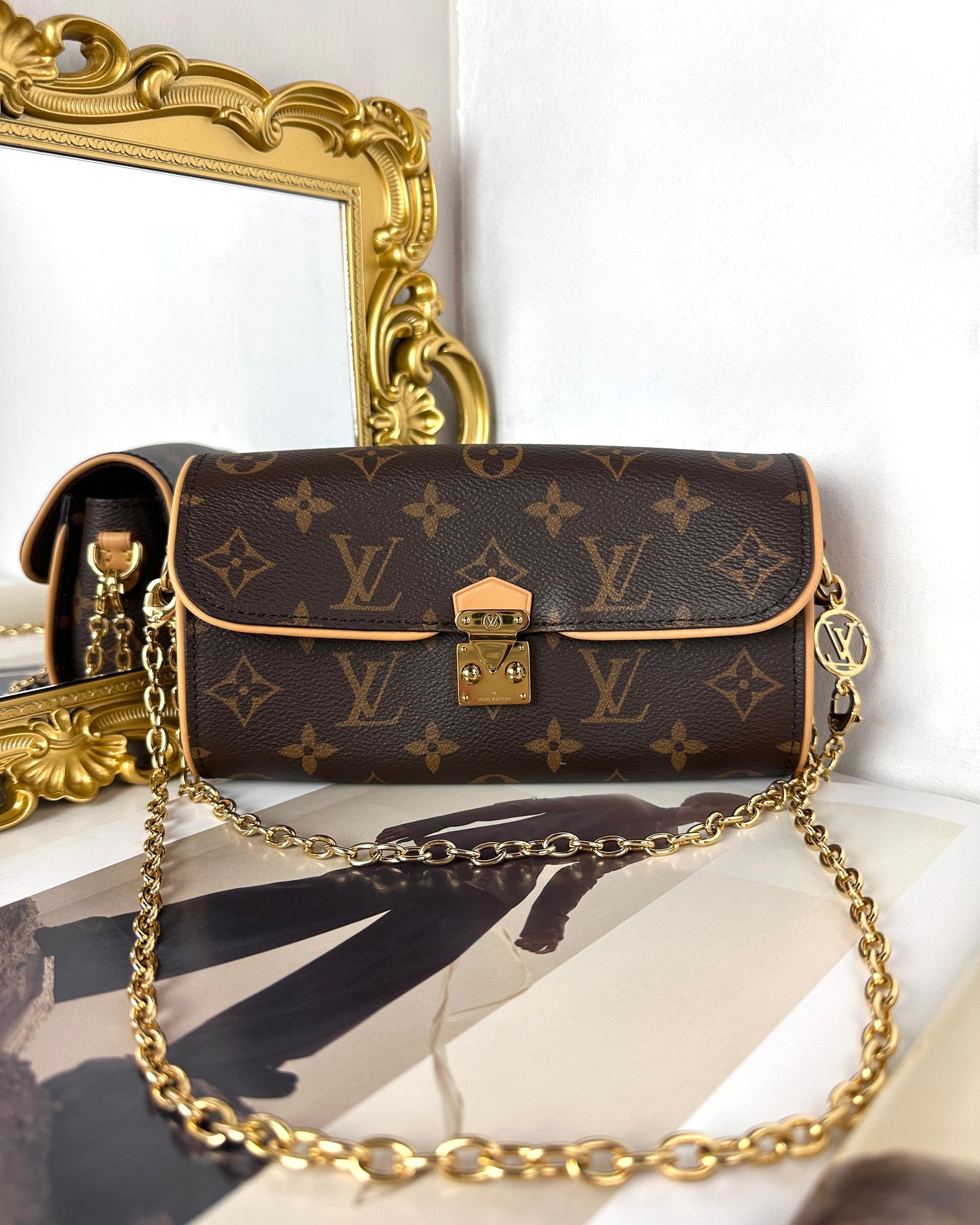 Pochette Camille