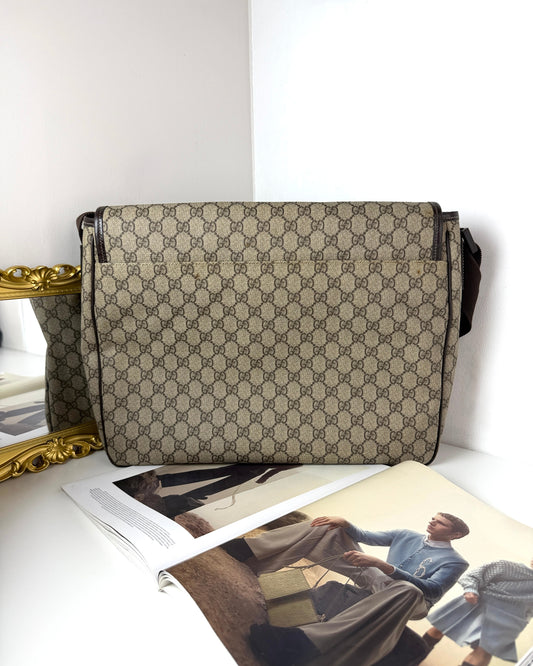 Interlocking G Large Messenger Bag