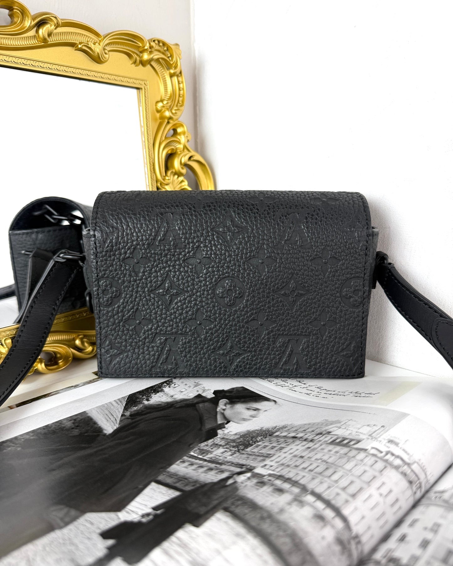 Steamer Wearable Wallet