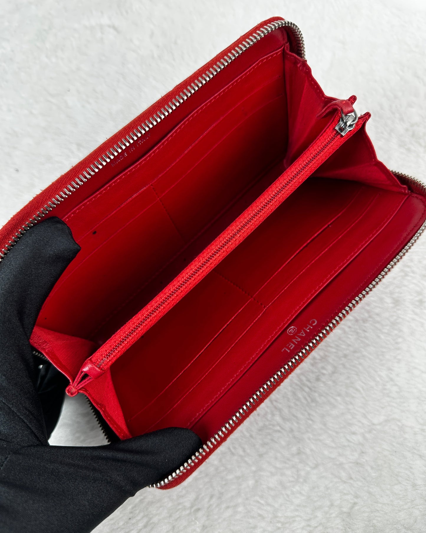 Long Zipped Wallet