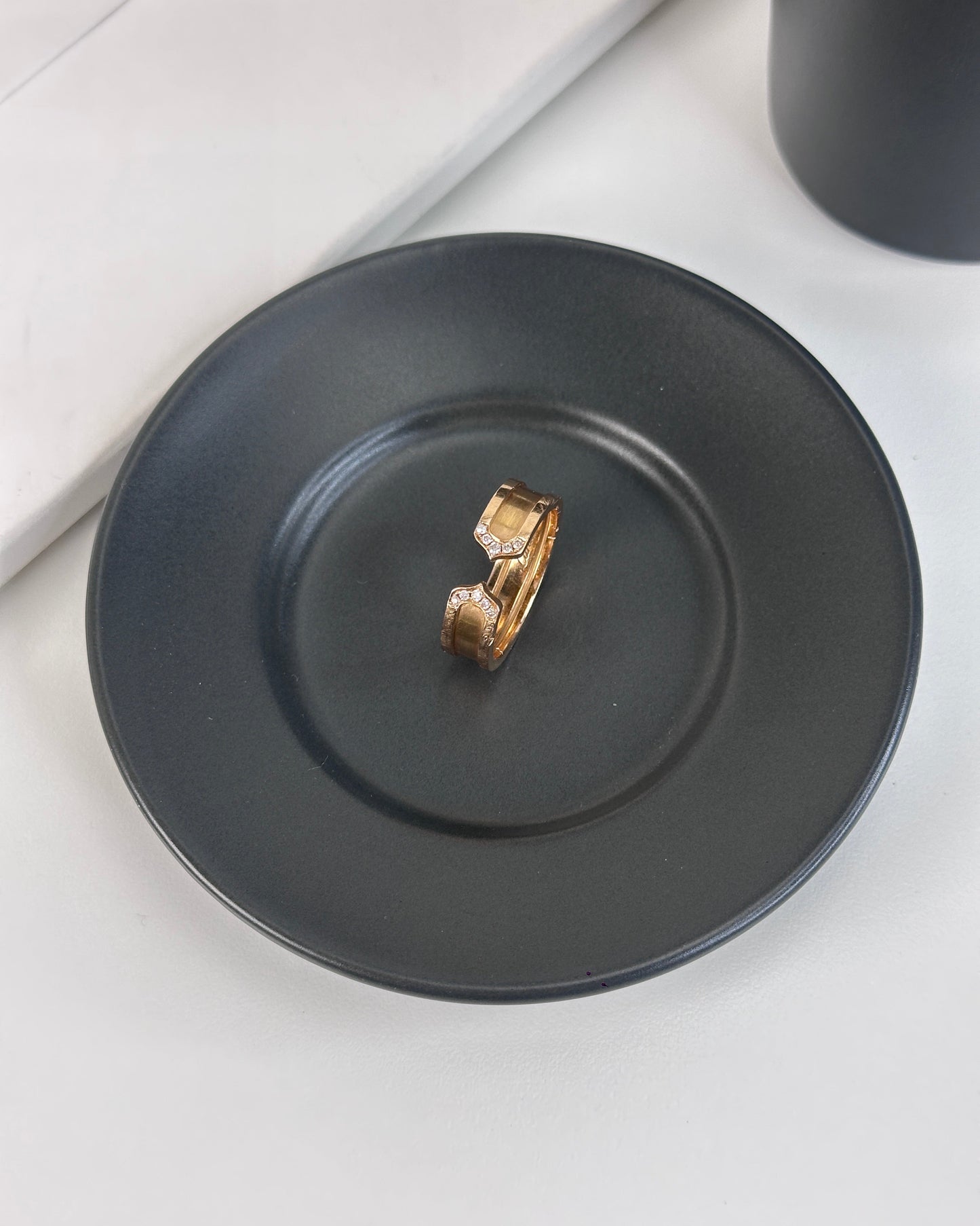 C de Cartier Ring