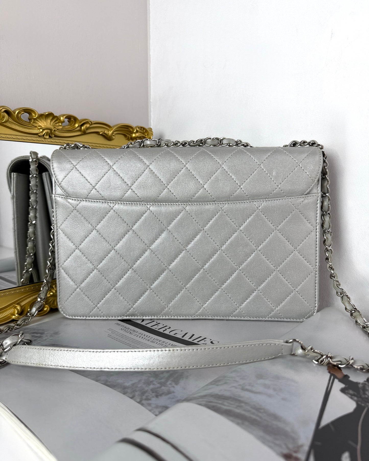 Beauty Lock Flap Bag