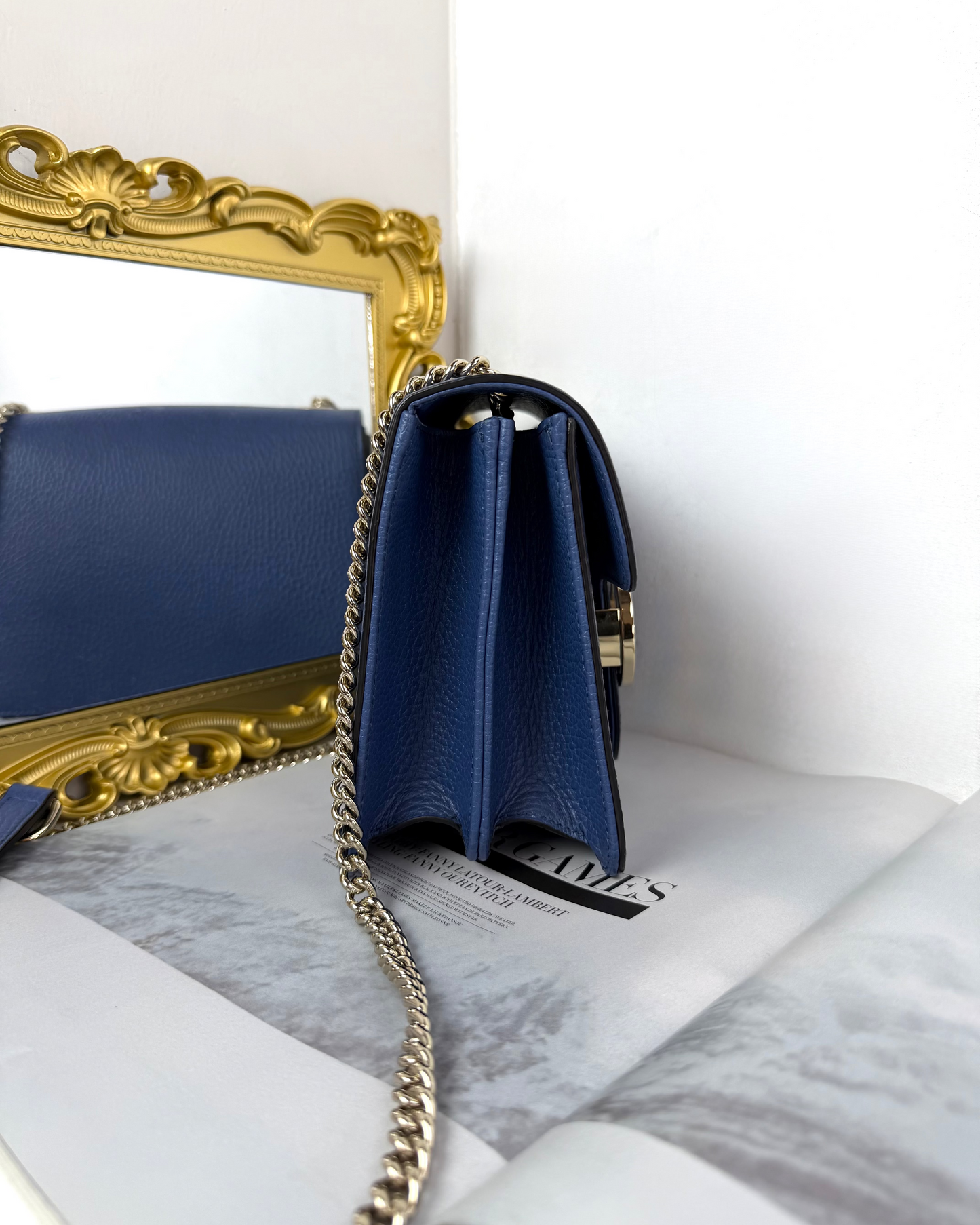 GG Interlocking Small Shoulder Bag