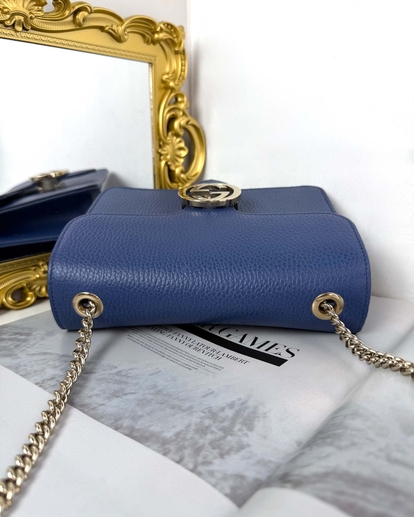 GG Interlocking Small Shoulder Bag