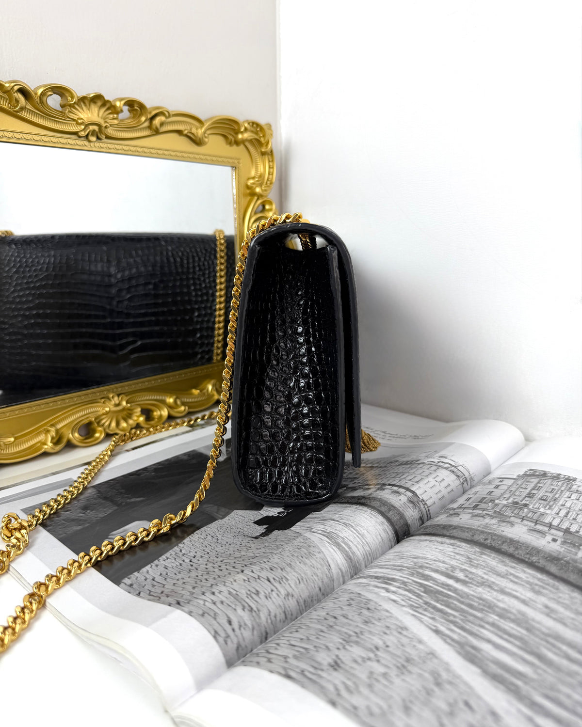 Kate Medium Tassel