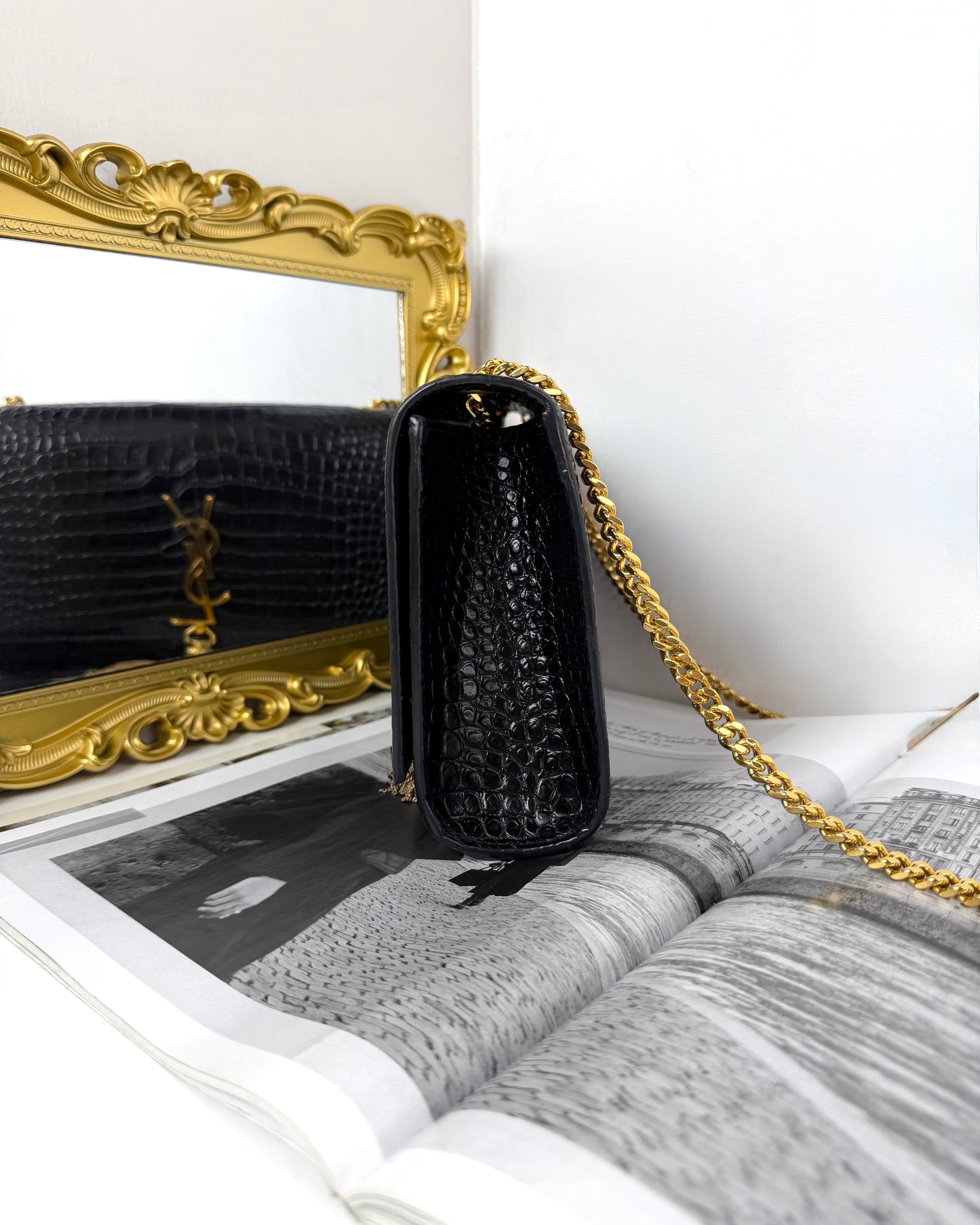Kate Medium Tassel