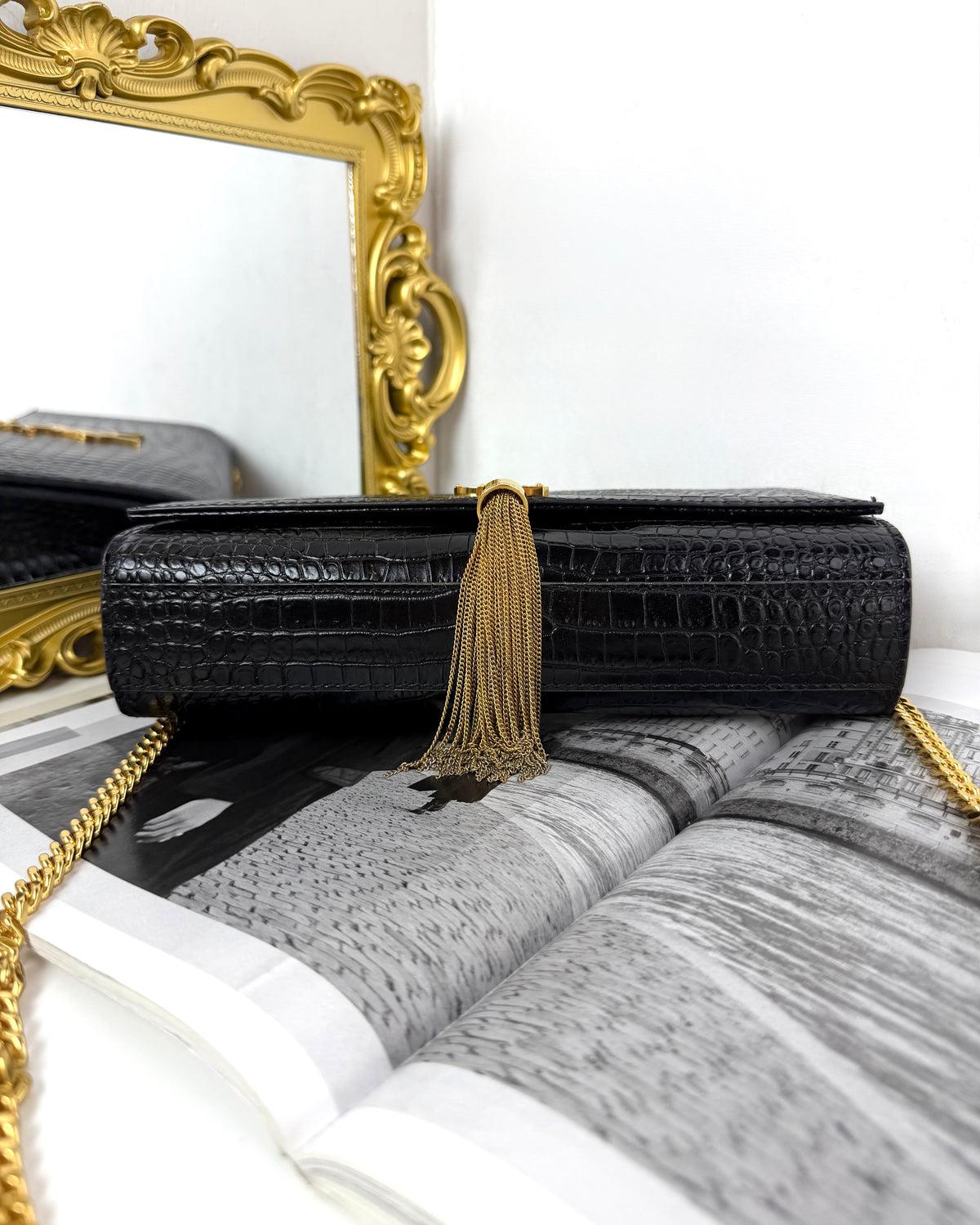Kate Medium Tassel