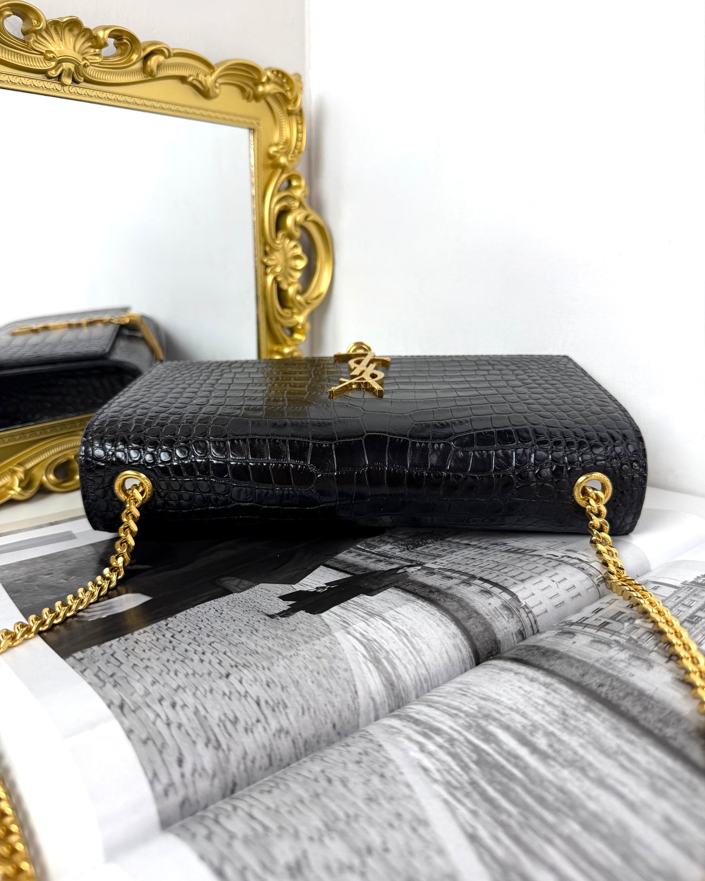 Kate Medium Tassel