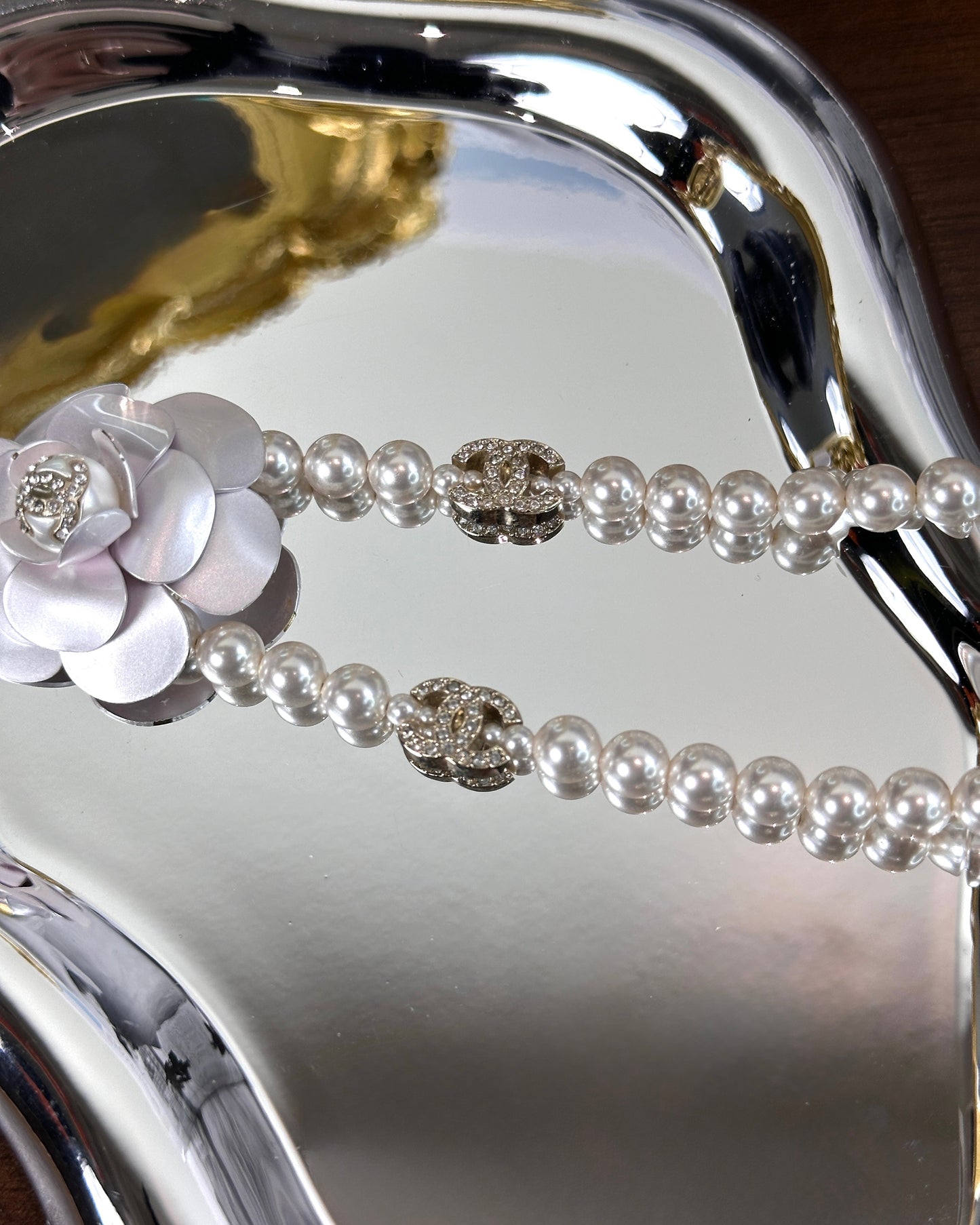Camellia Crystal Pearl Choker Neckelace