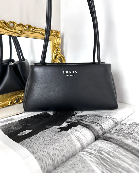 Medium Leather Shoulder Bag