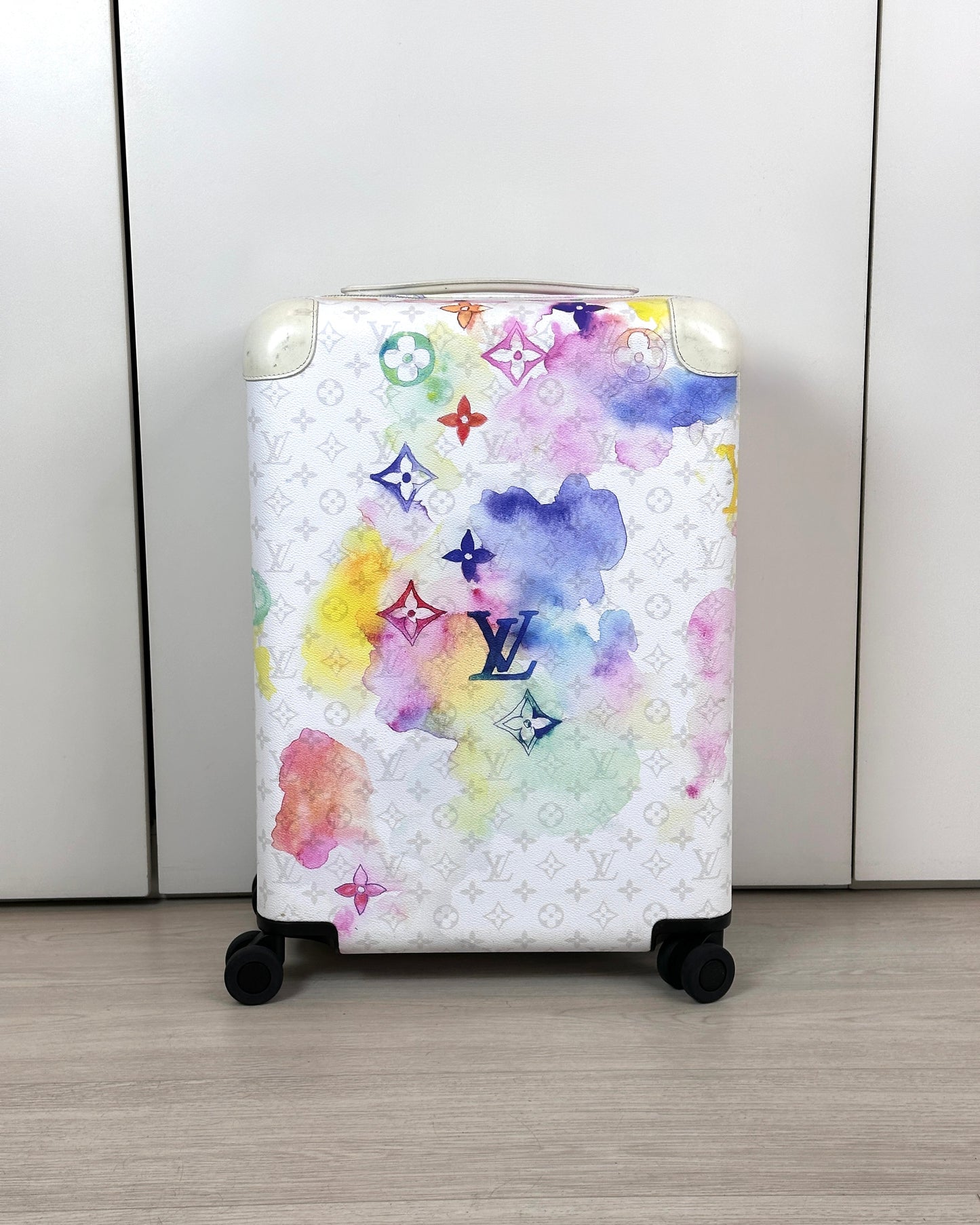 Hrizon 55 Monogram Watercolor