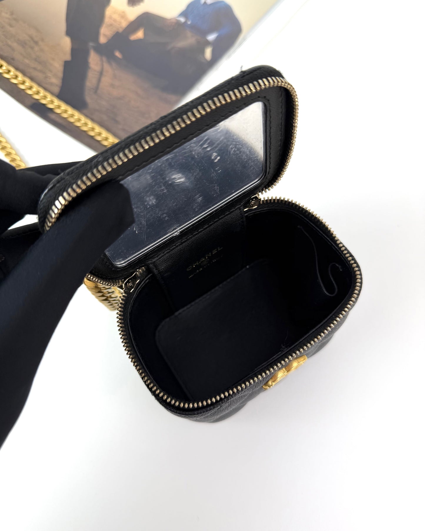 Classic Mini Vanity with Chain