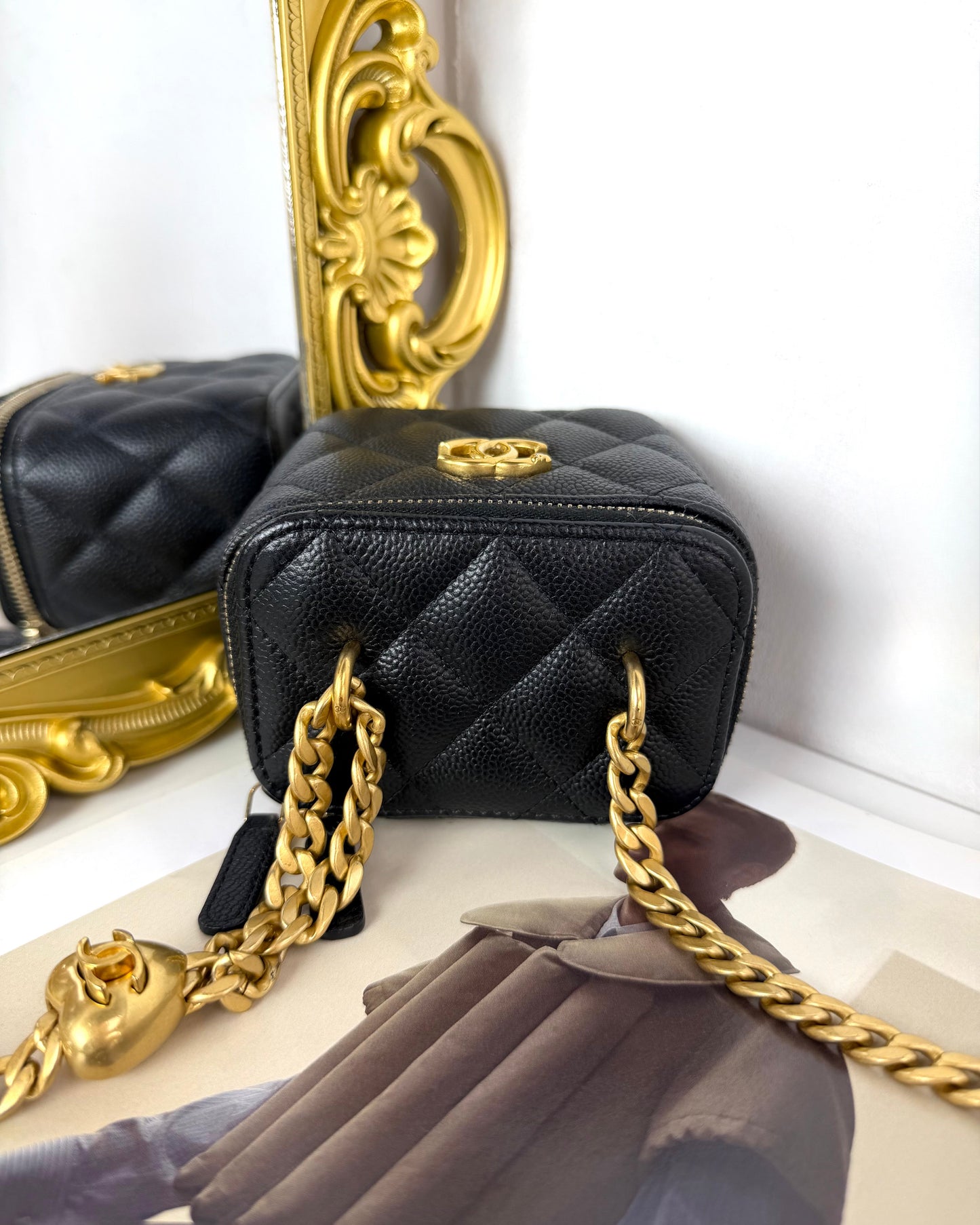 Classic Mini Vanity with Chain