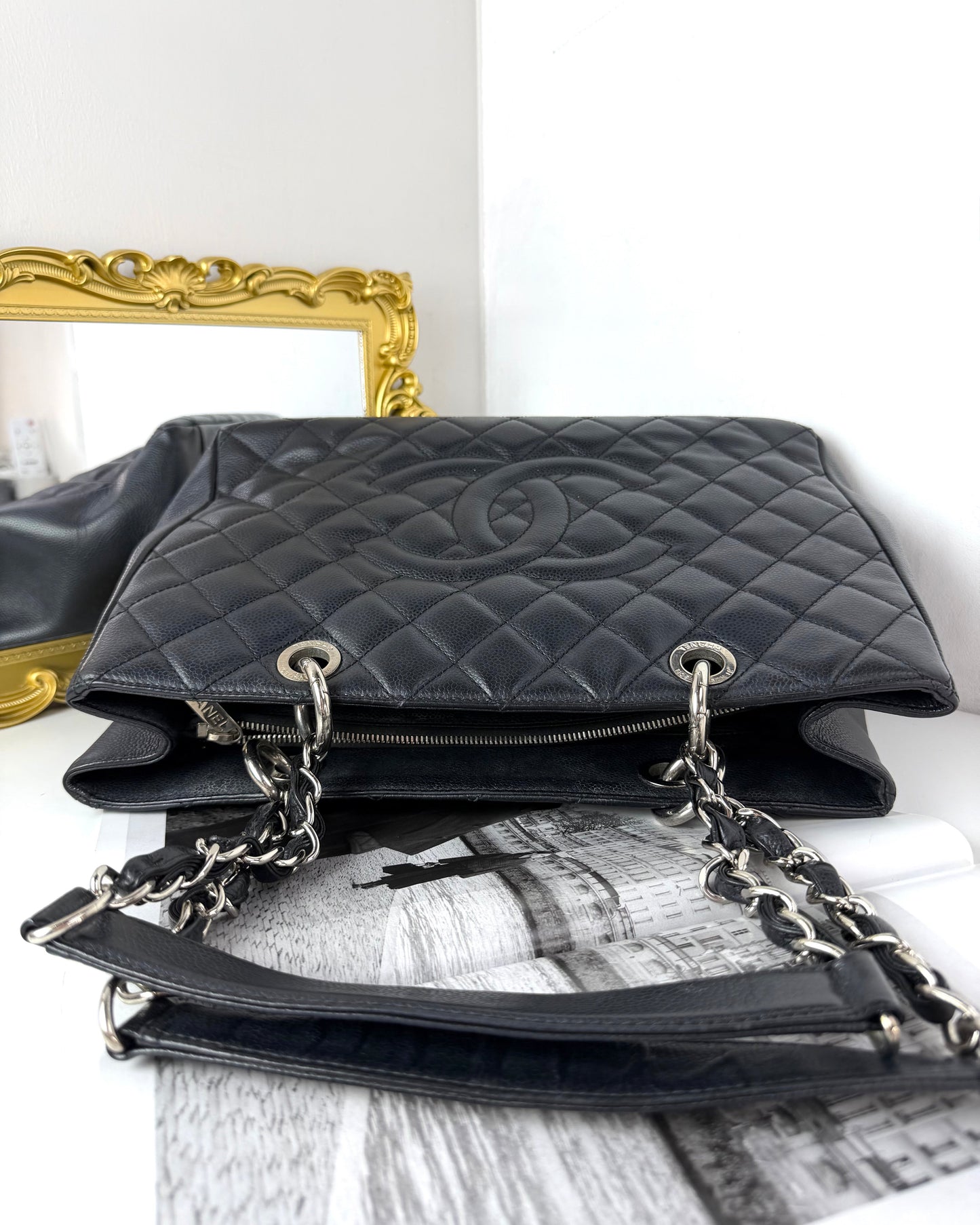 Grand Shopping Tote
