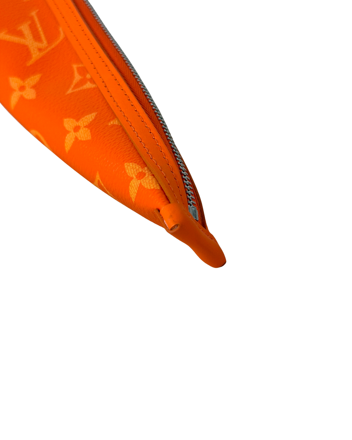 Carrot Pouch