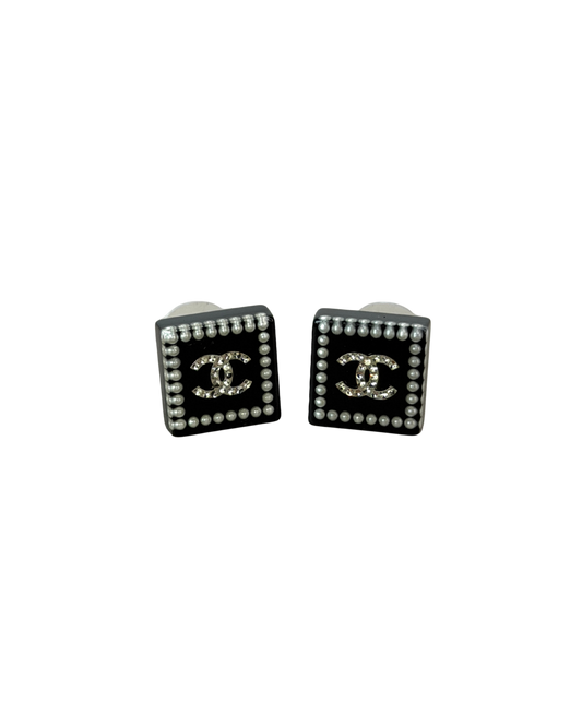 Black Square CC Logo Pearl Piercing Earrings