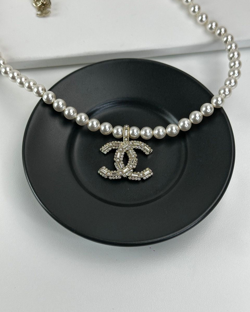 32A Pearl Necklace