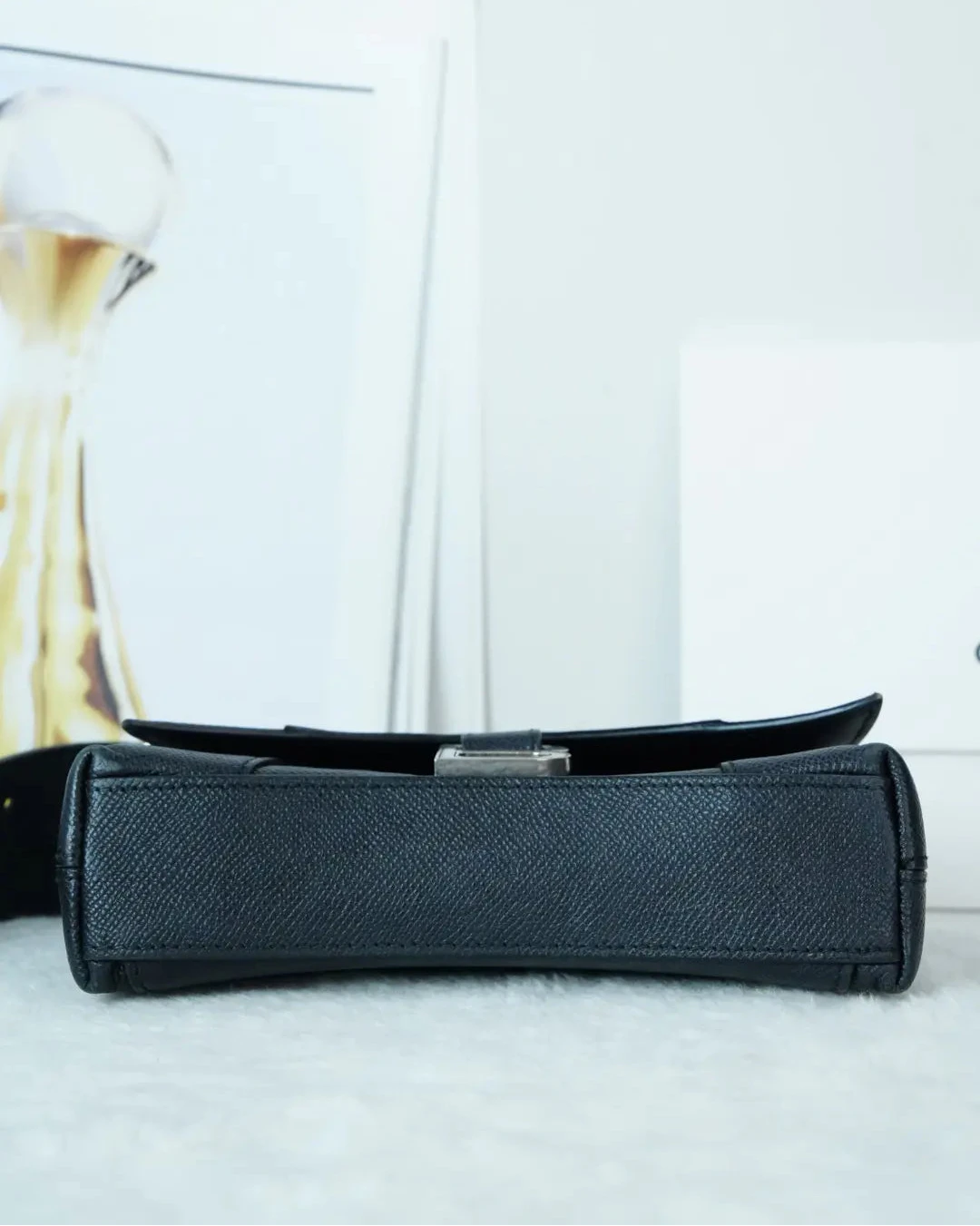 Downtown Crossbody Bag