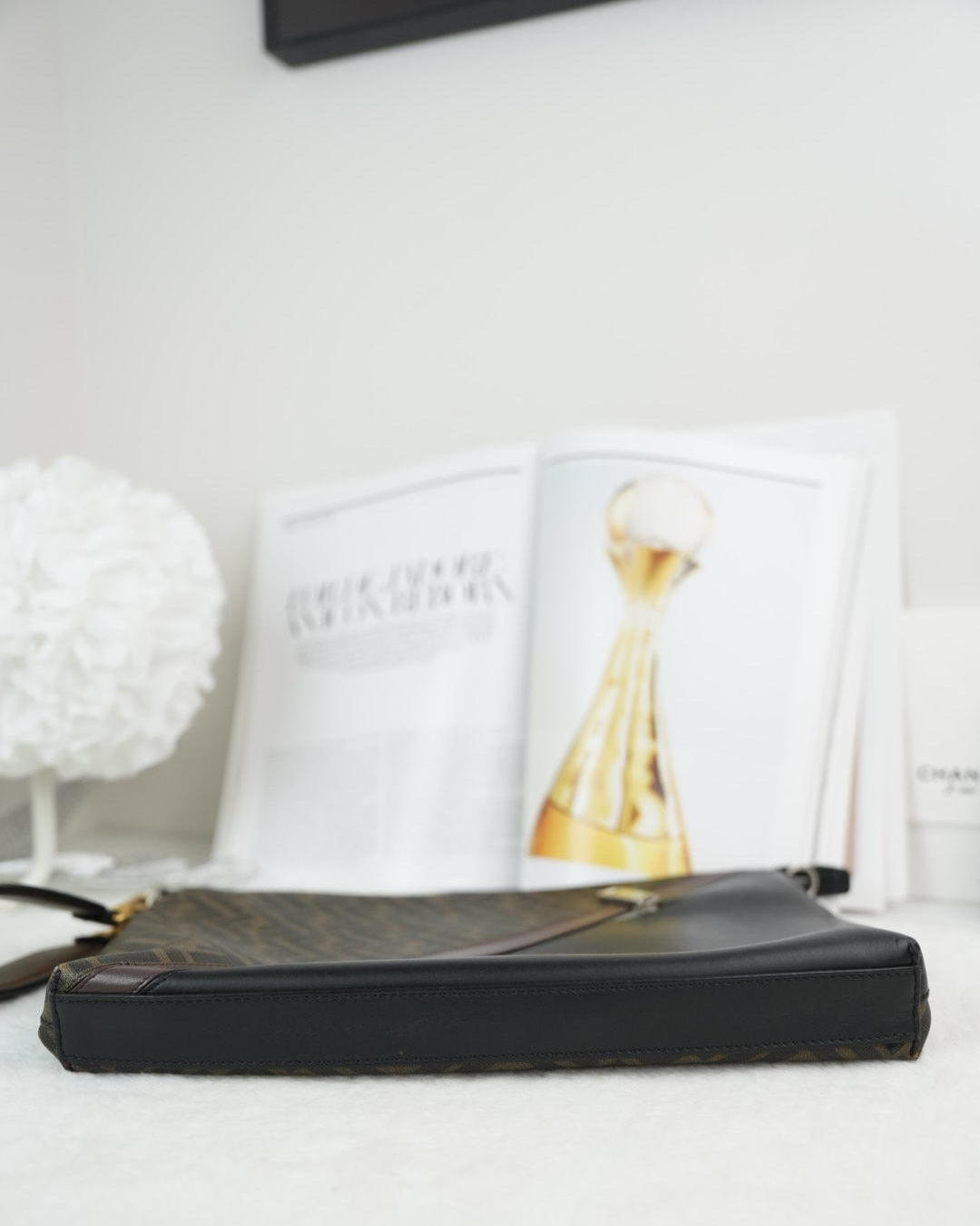 Flat Baguette Small Logo