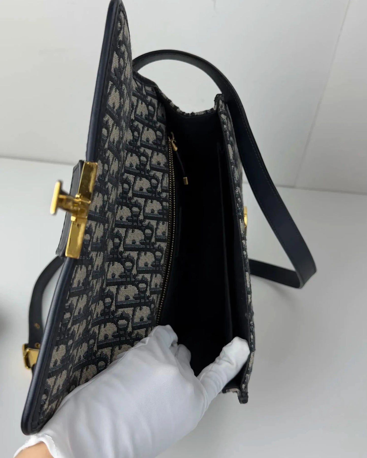 30 Montaigne
