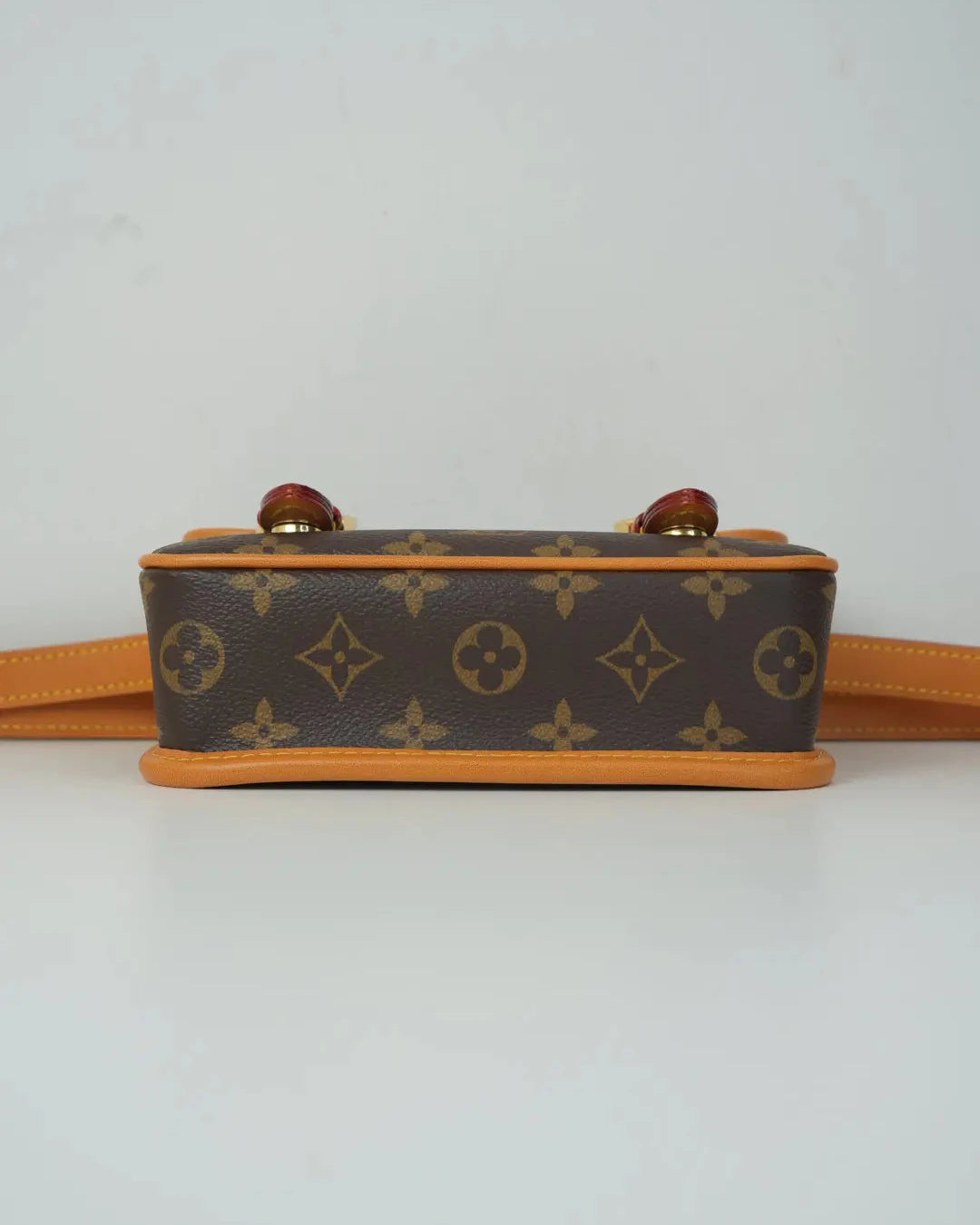 Satchel Wearable Wallet