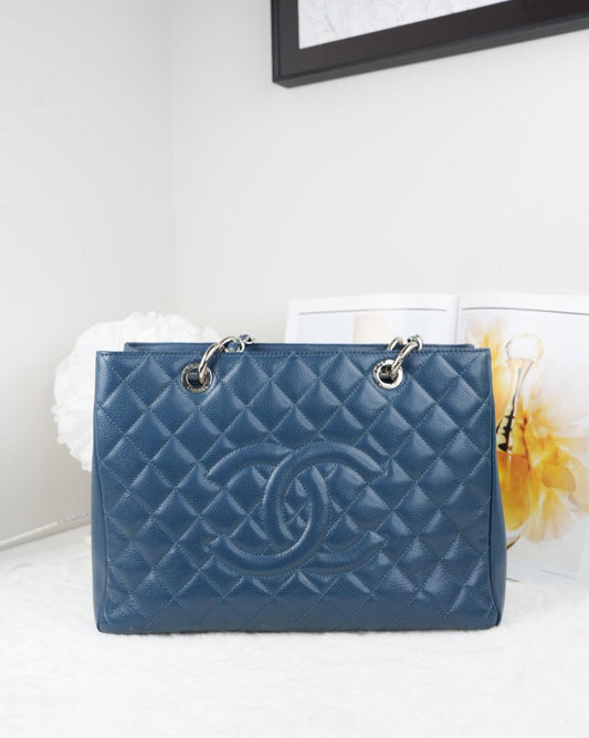 Grand Shopping Tote