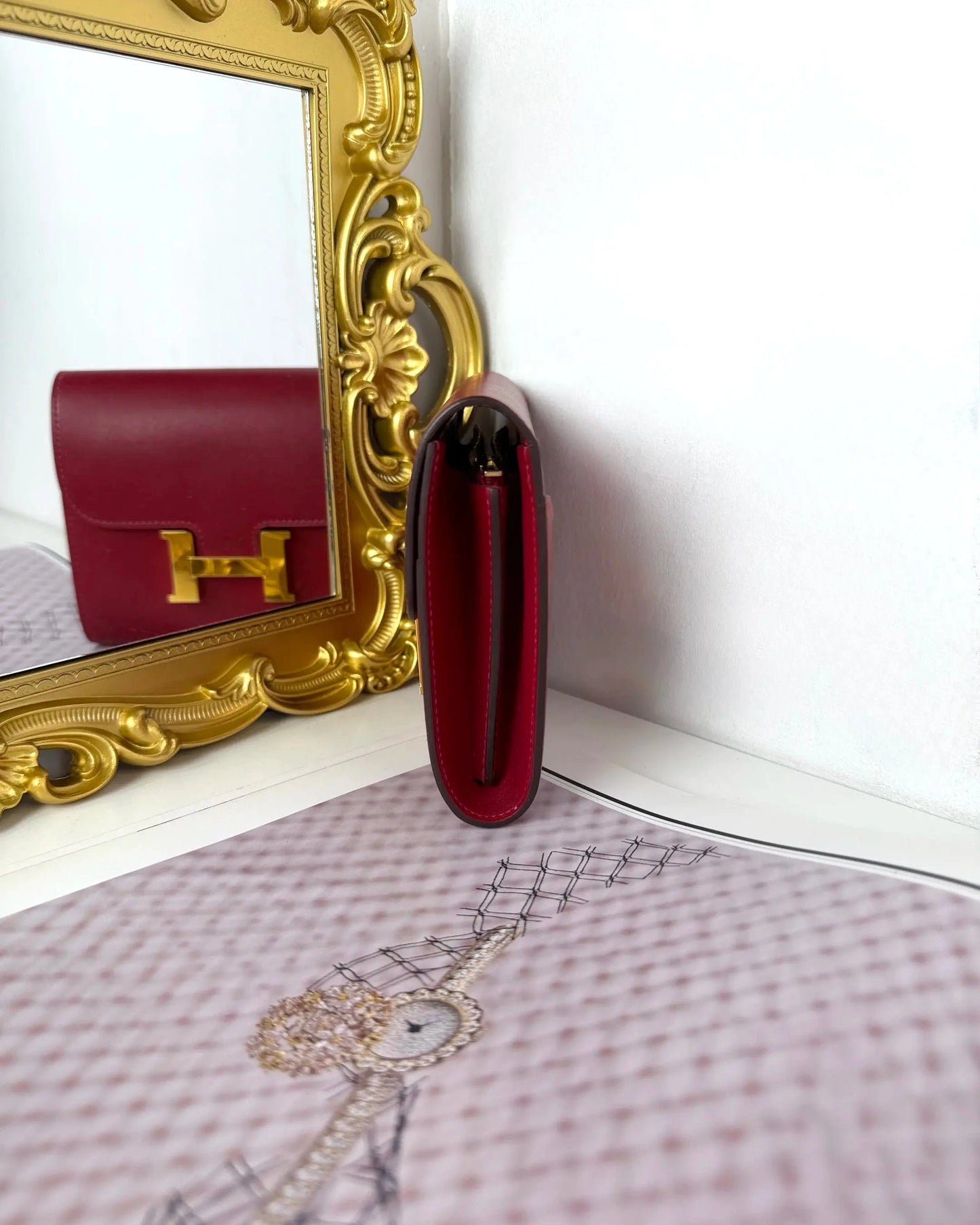 Constance Slim Wallet